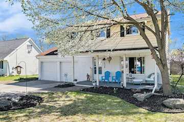 638 Franklin St in Linden, MI Photo 4
