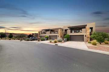 5048 N Escapes DR St George, UT 84770 home for sale, MLS#25-261873 - Erika Rogers Photo 2