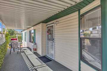 1360 N Dixie Downs RD #5 St George, UT 84770 home for sale, MLS#25-262530 - Erika Rogers Photo 2