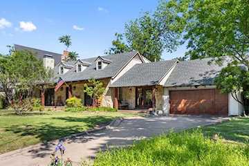 Greysq.com | Premier Real Estate Brokerage for Exceptional Properties Photo 2