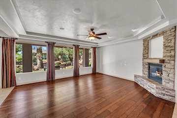 1319 W Red Butte DR Washington, UT 84780 home for sale, MLS#25-262937 - Erika Rogers Photo 5