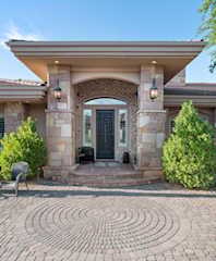 1557 Stone Cliff DR St George, UT 84790 home for sale, MLS#25-263025 - Erika Rogers Photo 4