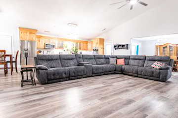 1027 S 920  W Hurricane, UT 84737 home for sale, MLS#25-259119 - Erika Rogers Photo 2