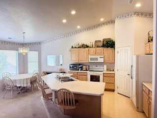210 N Mall DR #86 St George, UT 84770 home for sale, MLS#25-263141 - Erika Rogers Photo 4