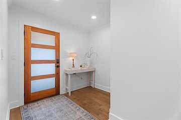Greysq.com | Premier Real Estate Brokerage for Exceptional Properties Photo 3