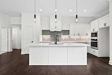 Greysq.com | Premier Real Estate Brokerage for Exceptional Properties Photo 5