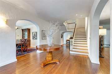 Greysq.com | Premier Real Estate Brokerage for Exceptional Properties Photo 2