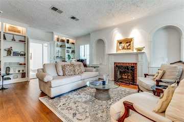 Greysq.com | Premier Real Estate Brokerage for Exceptional Properties Photo 4