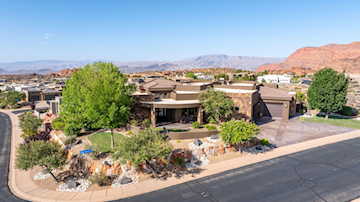 2203 W Silver Cloud DR St George, UT 84770 home for sale, MLS#25-263442 - Erika Rogers Photo 3