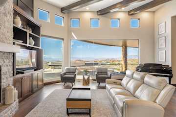 2203 W Silver Cloud DR St George, UT 84770 home for sale, MLS#25-263442 - Erika Rogers Photo 5