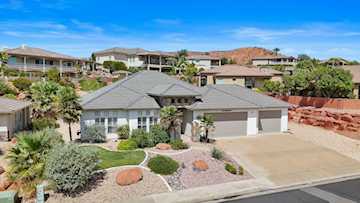 993 N Las Entradas DR Washington, UT 84780 home for sale, MLS#25-263477 - Erika Rogers Photo 4