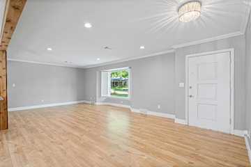 Greysq.com | Premier Real Estate Brokerage for Exceptional Properties Photo 5
