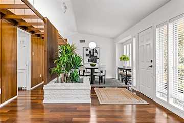 Greysq.com | Premier Real Estate Brokerage for Exceptional Properties Photo 3