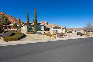 1171 N Daybreak DR Washington, UT 84780 home for sale, MLS#25-258448 - Erika Rogers Photo 3