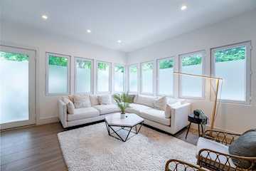 Greysq.com | Premier Real Estate Brokerage for Exceptional Properties Photo 2