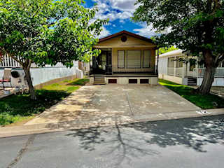 1150 W Red Hills Parkway #72 Washington, UT 84780 home for sale, MLS#25-263750 - Erika Rogers Photo 2