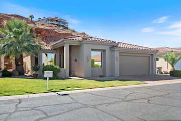 61 Shadow Ridge DR Washington, UT 84780 home for sale, MLS#25-263989 - Erika Rogers Photo 2