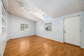 1360 N Dixie Downs RD #55 St George, UT 84770 home for sale, MLS#25-264004 - Erika Rogers Photo 4