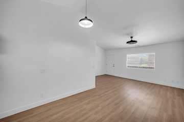 700 N Main ST #L6 Washington, UT 84780 condo for sale, MLS#25-264052 - Erika Rogers Photo 5