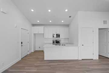 6051 Silver Birch LN #7-301 St George, UT 84790 condo for sale, MLS#25-264301 - Erika Rogers Photo 3