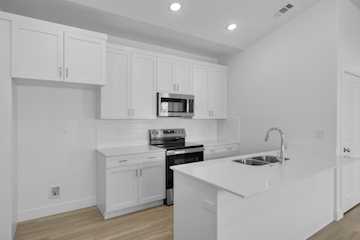 6051 Silver Birch LN #7-301 St George, UT 84790 condo for sale, MLS#25-264301 - Erika Rogers Photo 5