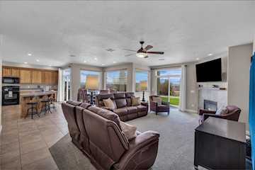 1845 W Canyon View DR #2101 St George, UT 84770 condo for sale, MLS#25-264302 - Erika Rogers Photo 5