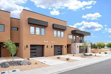 1624 W Ledges #134 St George, UT 84770 home for sale, MLS#25-262140 - Erika Rogers Photo 2