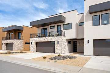 1624 W Ledges #134 St George, UT 84770 home for sale, MLS#25-262140 - Erika Rogers Photo 5