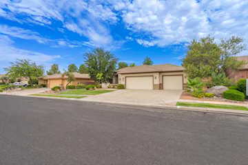 2166 W 1010 N #42 St George, UT 84770 home for sale, MLS#25-264153 - Erika Rogers Photo 3