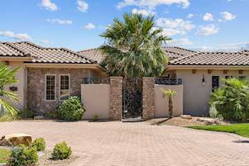 1343 W Cambridge Ave Washington, UT 84780 home for sale, MLS#25-264566 - Erika Rogers Photo 2