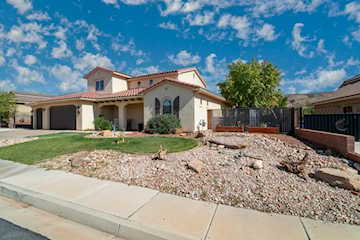 376 E Calgary St George, UT 84790 home for sale, MLS#25-264625 - Erika Rogers Photo 3