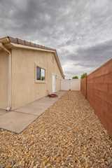 1548 W 1370 ST N St George, UT 84770 home for sale, MLS#25-264699 - Erika Rogers Photo 4