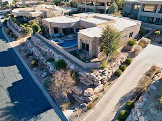 2018 E Opal Way St George, UT 84790 home for sale, MLS#25-264768 - Erika Rogers Photo 4