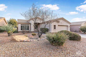 3414 E Willow Springs DR Washington, UT 84780 home for sale, MLS#25-264249 - Erika Rogers Photo 2