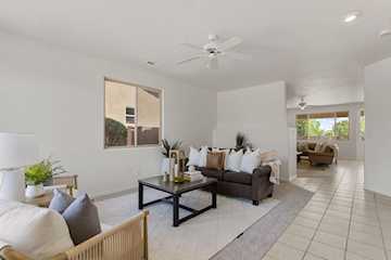 3414 E Willow Springs DR Washington, UT 84780 home for sale, MLS#25-264249 - Erika Rogers Photo 4