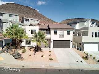 438 N Stone Mountain #47 St George, UT 84770 home for sale, MLS#25-264692 - Erika Rogers Photo 3