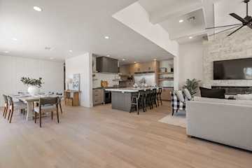 5267 Blue Pearl Aly St George, UT 84790 home for sale, MLS#25-257993 - Erika Rogers Photo 3