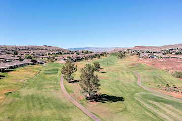 767 W Uxbridge DR St George, UT 84770 home for sale, MLS#25-263530 - Erika Rogers Photo 2