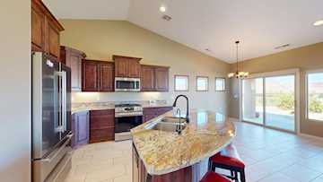 4260 S Painted Finch DR St George, UT 84790 home for sale, MLS#25-264977 - Erika Rogers Photo 3