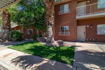 700 N Main ST #D3 Washington, UT 84780 condo for sale, MLS#25-265226 - Erika Rogers Photo 2