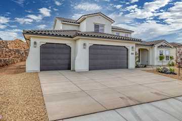 1344 E Andromeda ST Washington, UT 84780 home for sale, MLS#25-265316 - Erika Rogers Photo 2