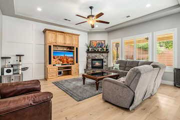 41 S Chalon CIR St George, UT 84770 home for sale, MLS#25-265306 - Erika Rogers Photo 3