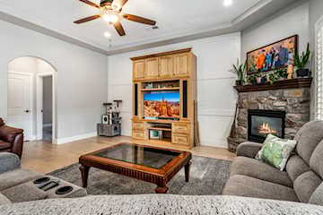 41 S Chalon CIR St George, UT 84770 home for sale, MLS#25-265306 - Erika Rogers Photo 4