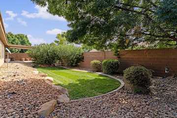 608 E 1010  S St George, UT 84790 home for sale, MLS#25-265362 - Erika Rogers Photo 4
