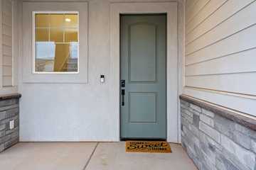 702 Juniper Hill DR St George, UT 84790 home for sale, MLS#25-265366 - Erika Rogers Photo 5