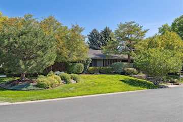 4010 S Holly St Southmoor Vista Cherry Hills Discover the ultimate fusion of TIMELESS DESIGN, MODERN LUXURY, & SERENE OUTDOOR BEAUTY in this... Cherry Hills Village Arapahoe CO 80111 3174346 home for sale $1,890,000 3174346 Photo 3