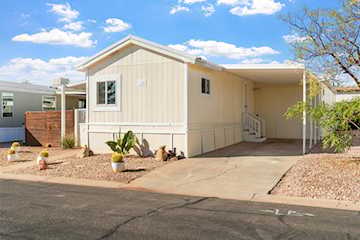 1450 N Dixie Downs RD #92 St George, UT 84770 home for sale, MLS#25-265655 - Erika Rogers Photo 2