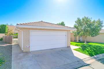 1175 E 900 #14 St George, UT 84770 home for sale, MLS#25-265721 - Erika Rogers Photo 2