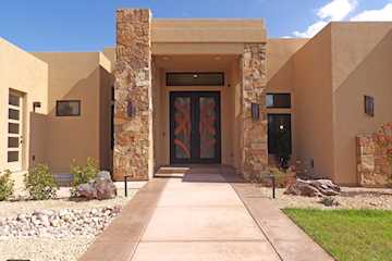 5102 Evening Star DR St George, UT 84770 home for sale, MLS#25-265003 - Erika Rogers Photo 2