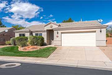 1630 E 2450  S #281 St George, UT 84790 home for sale, MLS#25-265755 - Erika Rogers Photo 2